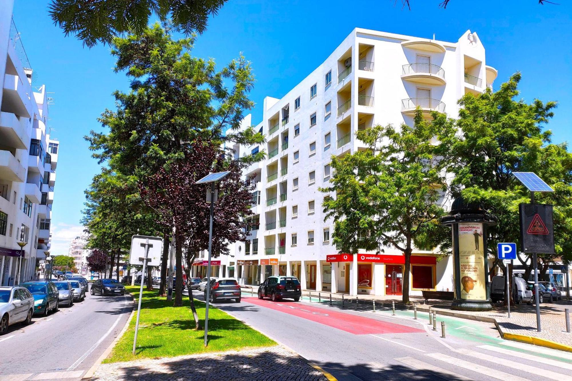 Avenue Apartment Quarteira Exterior photo